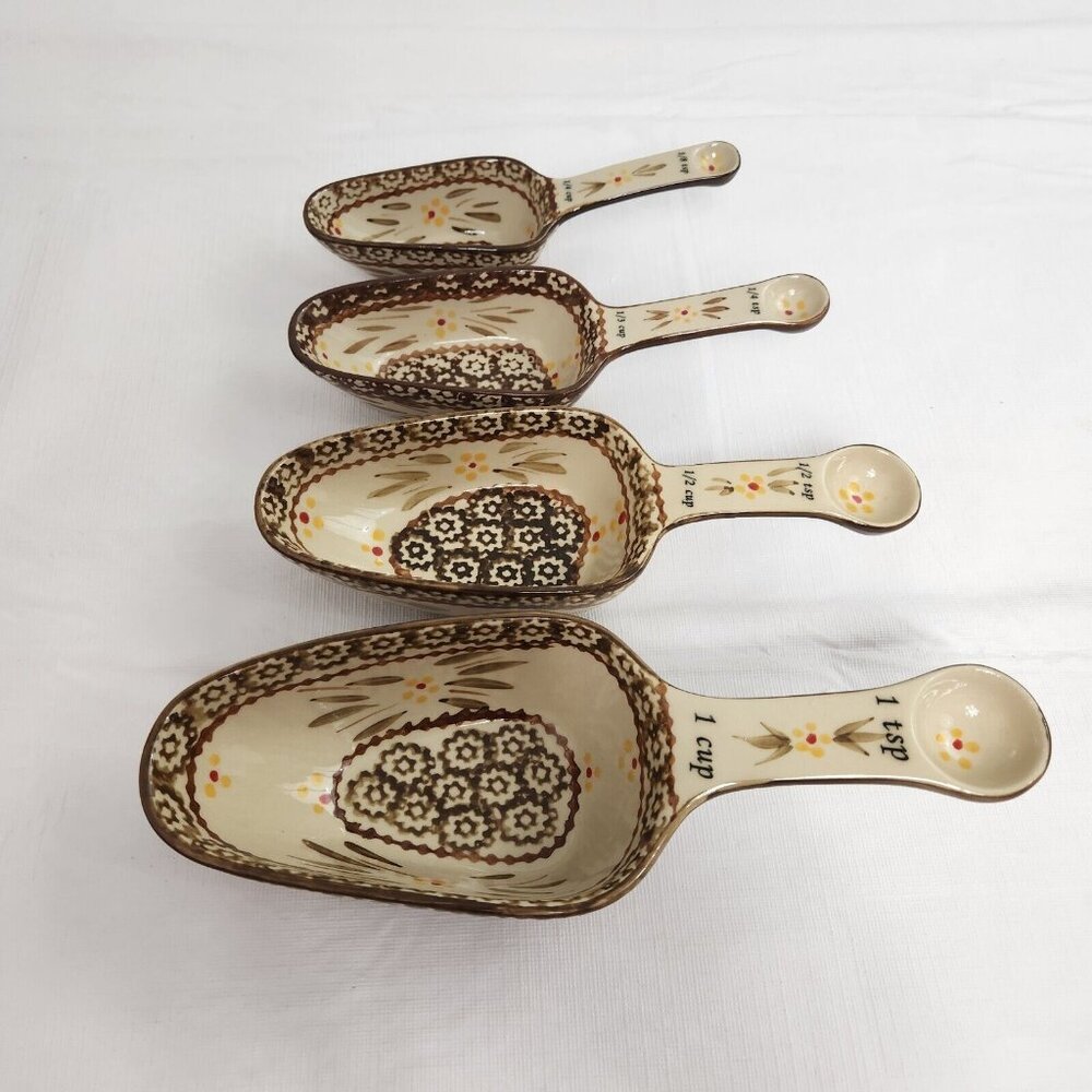 Temptations Old World Brown Measuring Cups Spoons Nesting Set of 4 Yellow Flower